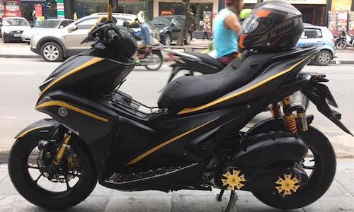 Xe ga Yamaha NVX 155 cực ngầu của dân chơi Hà Nội 