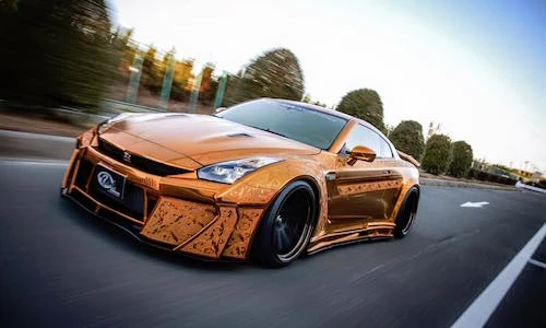 Siêu xe Nissan GT-R mạ vàng, sơn điêu khắc cực đỉnh