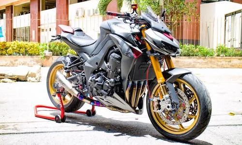 Môtô Kawasaki Z1000 "hàng khủng" độ nửa tỷ tại Việt Nam