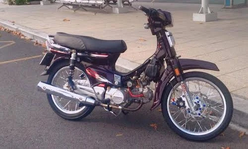 Dân chơi Việt chi trăm triệu “độ kiểng” Honda Dream II