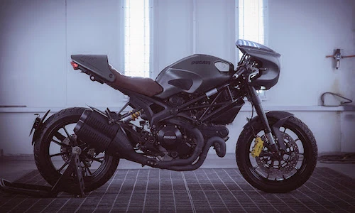 Ducati Monster Diesel "lột xác" cafe racer siêu độc