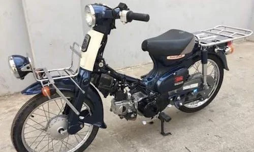 Honda Super Cub FI "siêu hiếm" giá gần 100 triệu tại VN