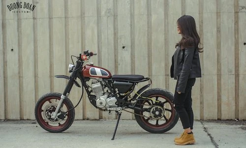 Gái xinh Hà thành đọ dáng Honda Fortune 125 "kịch độc"