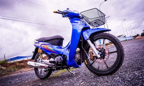 Honda Wave 125 độ “dàn chân khủng” tại Việt Nam