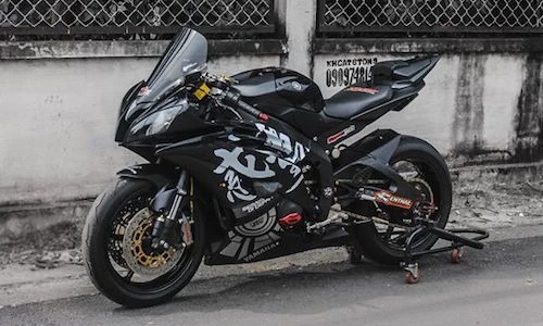 Yamaha R6 "độ khủng" từ trong ra ngoài của dân chơi Việt