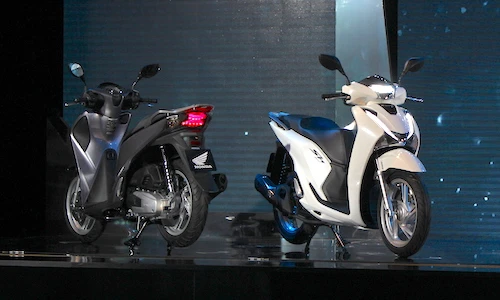 Tăng giá cả chục triệu đồng, Honda SH 2017 có gì "hot"?