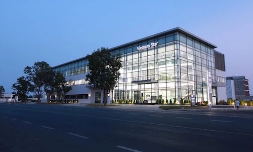 Vietnam Star khai trương trung tâm đồng sơn "khủng"