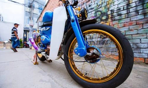 Honda Cub độ siêu độc chỉ 35 triệu tại Sài Gòn