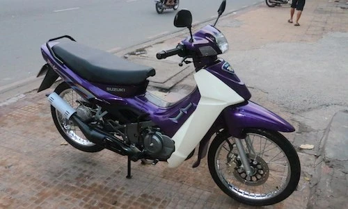 Suzuki "xì po" RGV 1999, xài chán bán vẫn 200 triệu tại VN