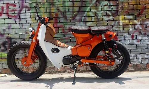 Siêu Cub Honda 78 độ “bánh béo” cực độc tại Sài Gòn