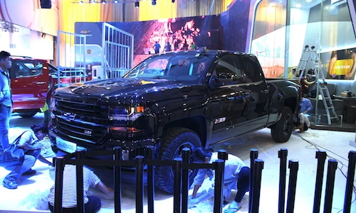 “Đột nhập” triển lãm ôtô Việt Nam 2016 trước giờ G