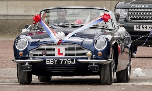 Điểm mặt dàn "xế hộp" hạng sang của Hoàng tử Anh