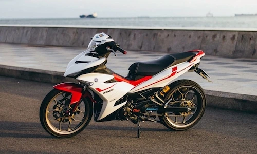 "Soi" Yamaha Exciter 150 “độ chân” tại Vũng Tàu