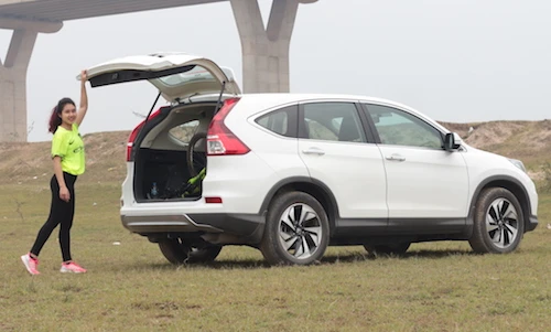 Teen Hà thành thể thao, cá tính cùng Honda CR-V