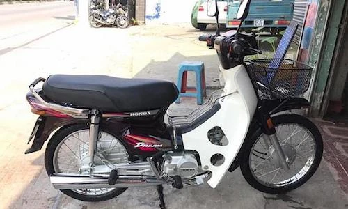 Honda Dream Việt chạy 1500km giá trăm triệu tại Sài Gòn