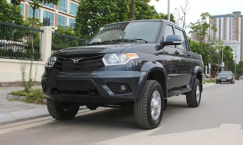 Xe Nga UAZ Pickup giá 500 triệu có “sống” được tại VN?