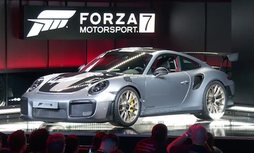 Siêu xe Porsche 911 GT2 RS 2018 “đại khủng” lộ diện