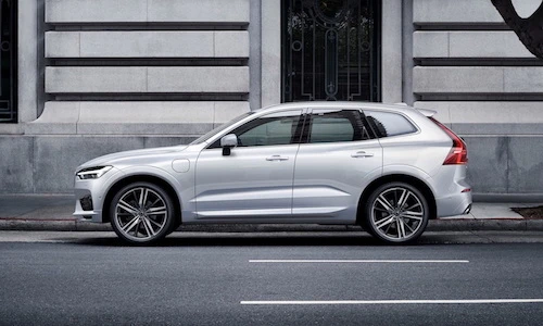 "Soi" crossover hạng sang Volvo XC60 mới giá 1,05 tỷ