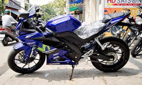Môtô Yamaha R15 Movistar "thét giá" 110 triệu tại VN