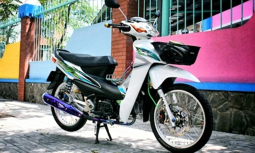 Honda Wave Alpha độ kiểng đẹp mắt tại Sài Gòn