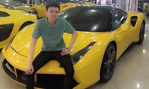 Em trai Phan Thành khoe siêu xe Ferrari 488 GTB 16 tỷ