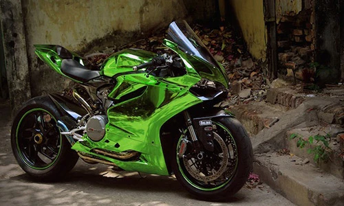 Ducati 899 Panigale phối màu crom siêu chất tại Sài Gòn