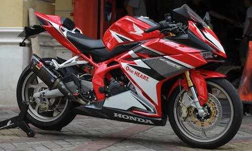 Honda CBR250RR “lên đồ chơi” cực độc tại Indonesia