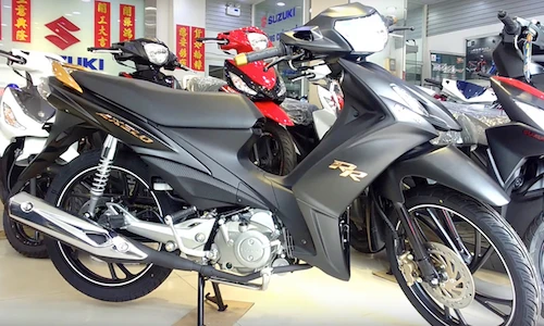 Suzuki ra mắt Axelo RR 2017 giá 28,29 triệu tại VN