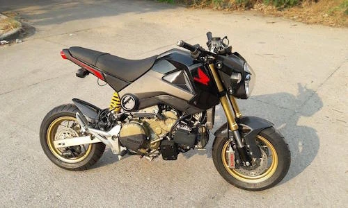 “Sốc” với Honda MSX 125 lắp máy siêu môtô Ducati 1199R 