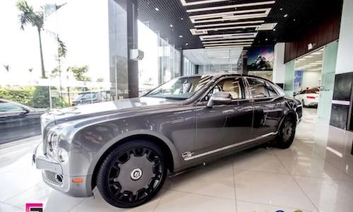 Siêu xe sang chục tỷ Bentley Mulsanne "hàng thửa" Hà Nội