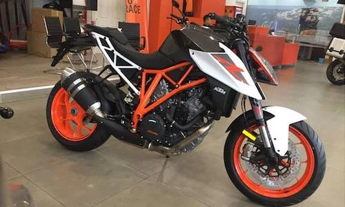 Cận cảnh KTM 1290 Super Duke R giá 638 triệu tại VN