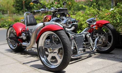 Soi xế nổ 3 bánh Roadstercycle “độc nhất” Việt Nam