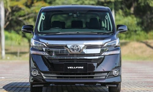 "Soi" MPV siêu cao cấp Toyota Vellfire giá chỉ 1,9 tỷ đồng