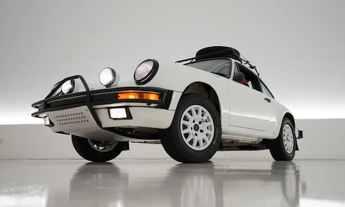 Siêu xe Porsche 911 bản đua đường đất "siêu chất"