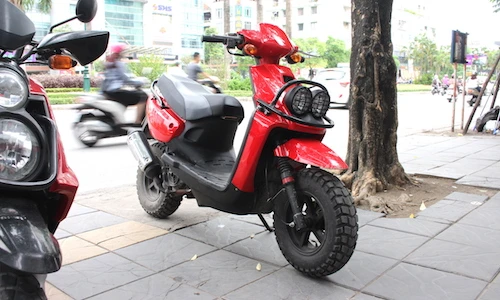 Xe ga “hàng độc” Yamaha Zuma giá 30 triệu tại Việt Nam
