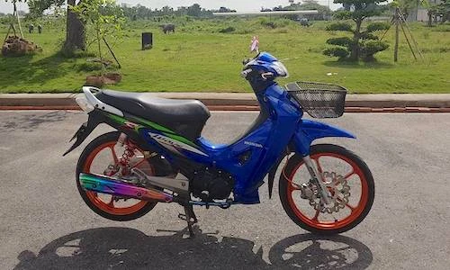 Cận cảnh Honda Wave 125 Thái “siêu chất” tại Việt Nam