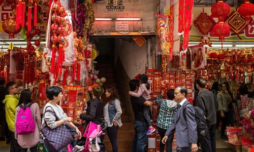 Không khí đón Tết nhộn nhịp khắp châu Á