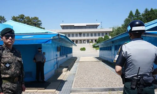 Ảnh nóng ở khu phi quân sự Triều Tiên