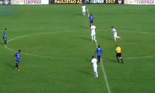 Xem bàn thắng siêu nhanh khi trận đấu mới được 3 giây