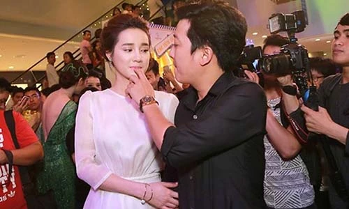 Loạt ảnh đời thường táo bạo của Trường Giang, Nhã Phương