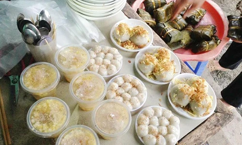 Kiếm tiền triệu nhờ bán bánh trôi bánh chay Tết Hàn thực