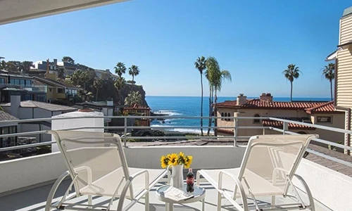 Bên trong căn nhà Warren Buffett đang rao bán 11 triệu USD