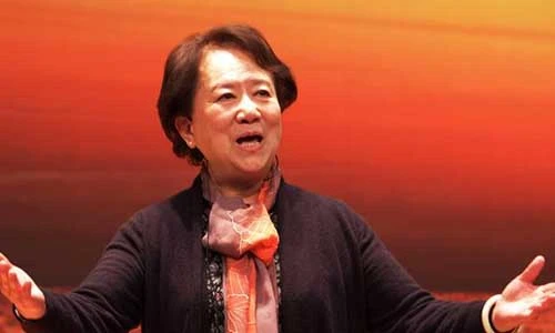 Gặp lại Lão phật gia của “Hoàn Châu Cách Cách“