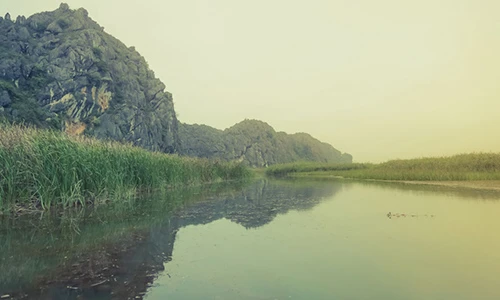 Vẻ đẹp nên thơ của thung lũng Ninh Bình trong “Kong“