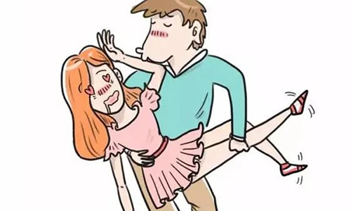 Đứng hình trước lời kể của bạn gái “cao thủ nụ hôn” 