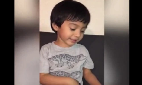 Kinh ngạc với bé trai nhớ thủ đô của gần 40 quốc gia