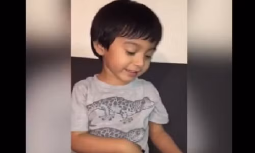 Kinh ngạc với bé trai nhớ thủ đô của gần 40 quốc gia