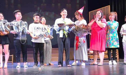 Trấn Thành nói gì sau khi Hari Won chúc mừng sinh nhật?