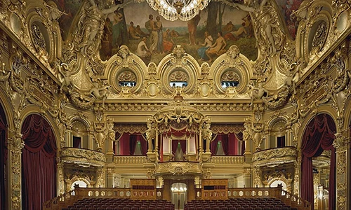 Choáng ngợp cuộc sống của 1% giới siêu giàu trên thế giới