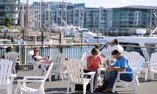 Một ngày ở thành phố đáng sống thứ 3 thế giới